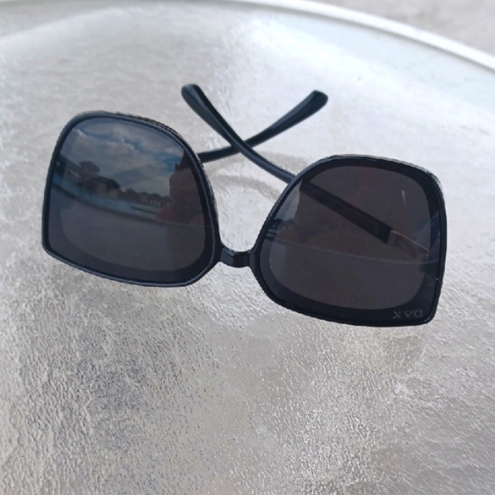 Black Women's Sunglasses DAX New